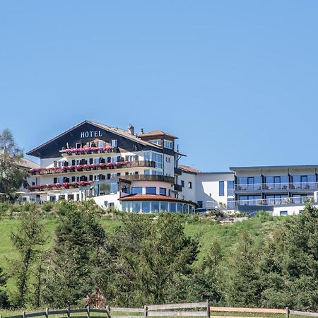 Panoramahotel Obkircher نوفا بونينتي المظهر الخارجي الصورة